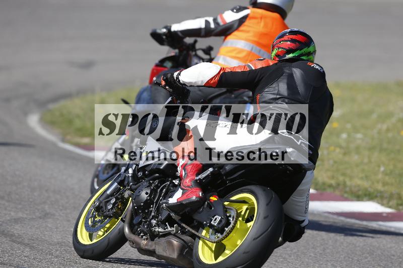 /10 20.04.2026  Pluess Moto Sport ADR/Einsteiger/8